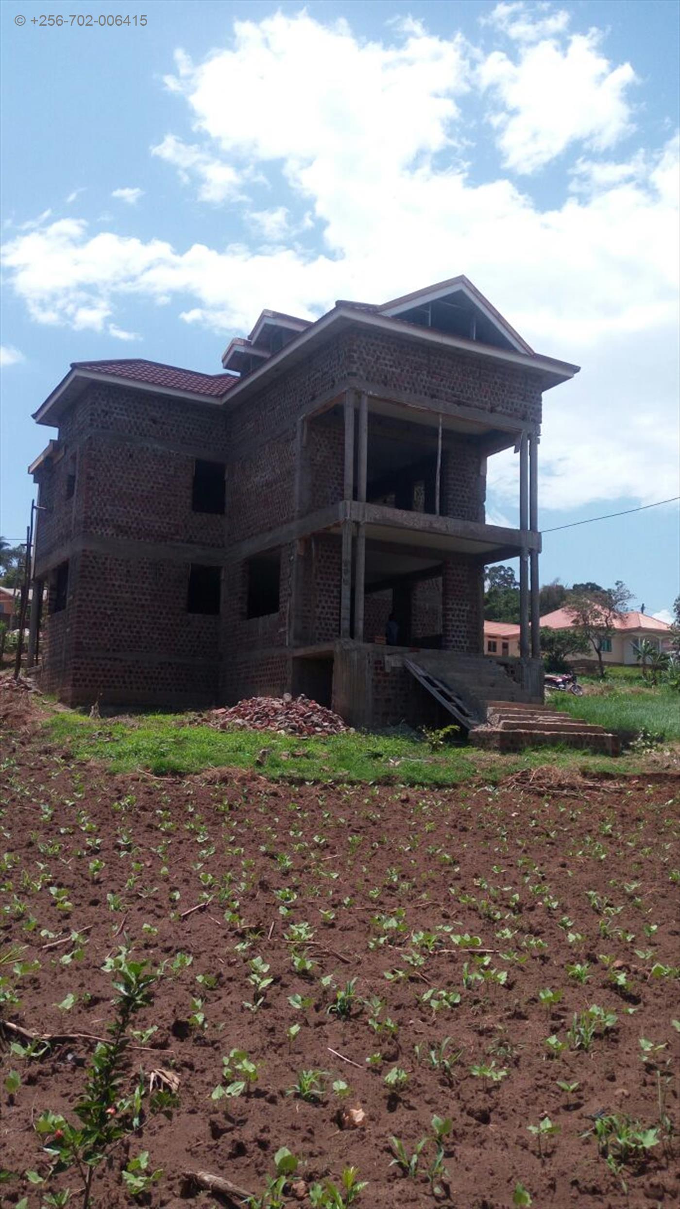 Mansion for sale in Namugongo Wakiso