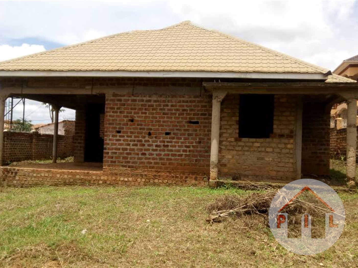 Shell House for sale in Bweyogerere Wakiso