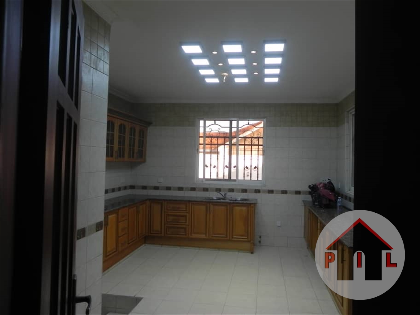 Apartment for sale in Lubowa Wakiso