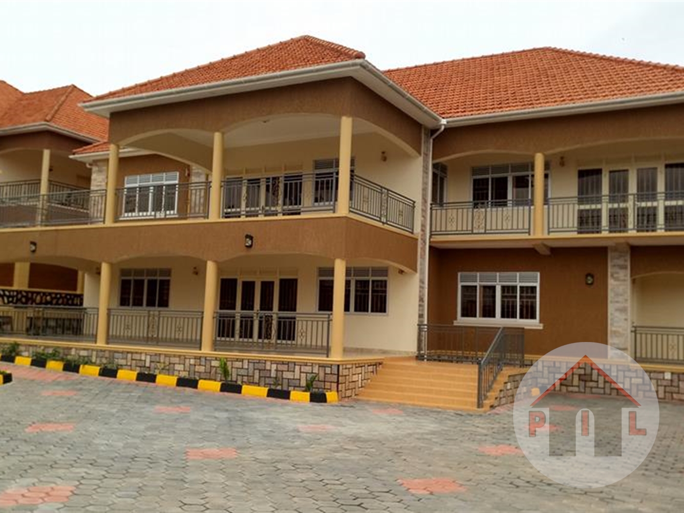 Mansion for sale in Bwebajja Wakiso