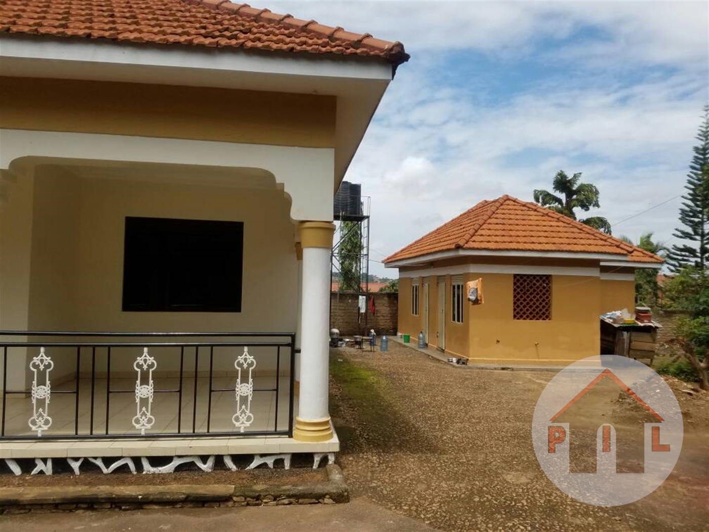 Bungalow for sale in Munyonyo Kampala