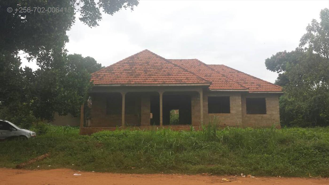 Bungalow for sale in Kyaliwajjala Wakiso