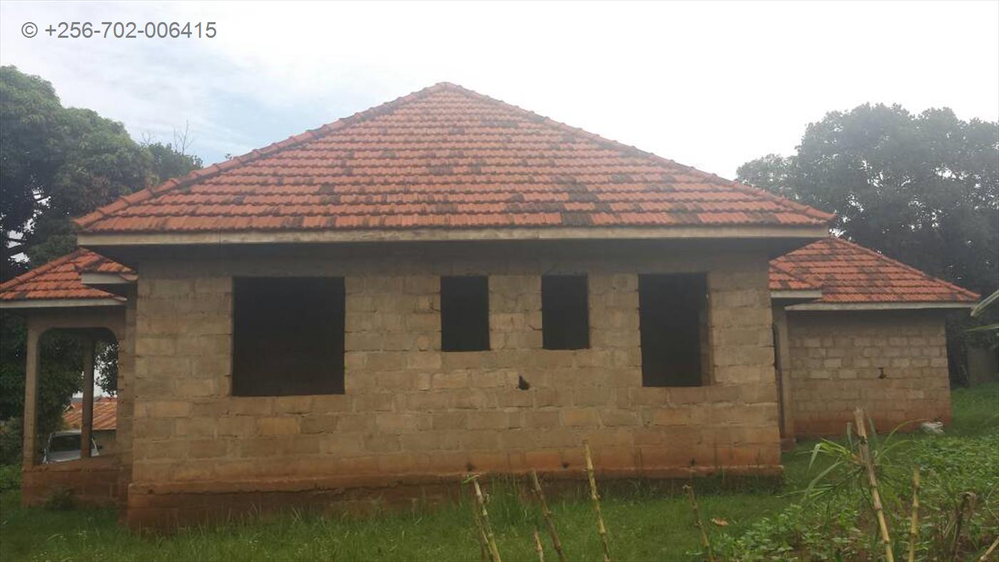 Bungalow for sale in Kyaliwajjala Wakiso