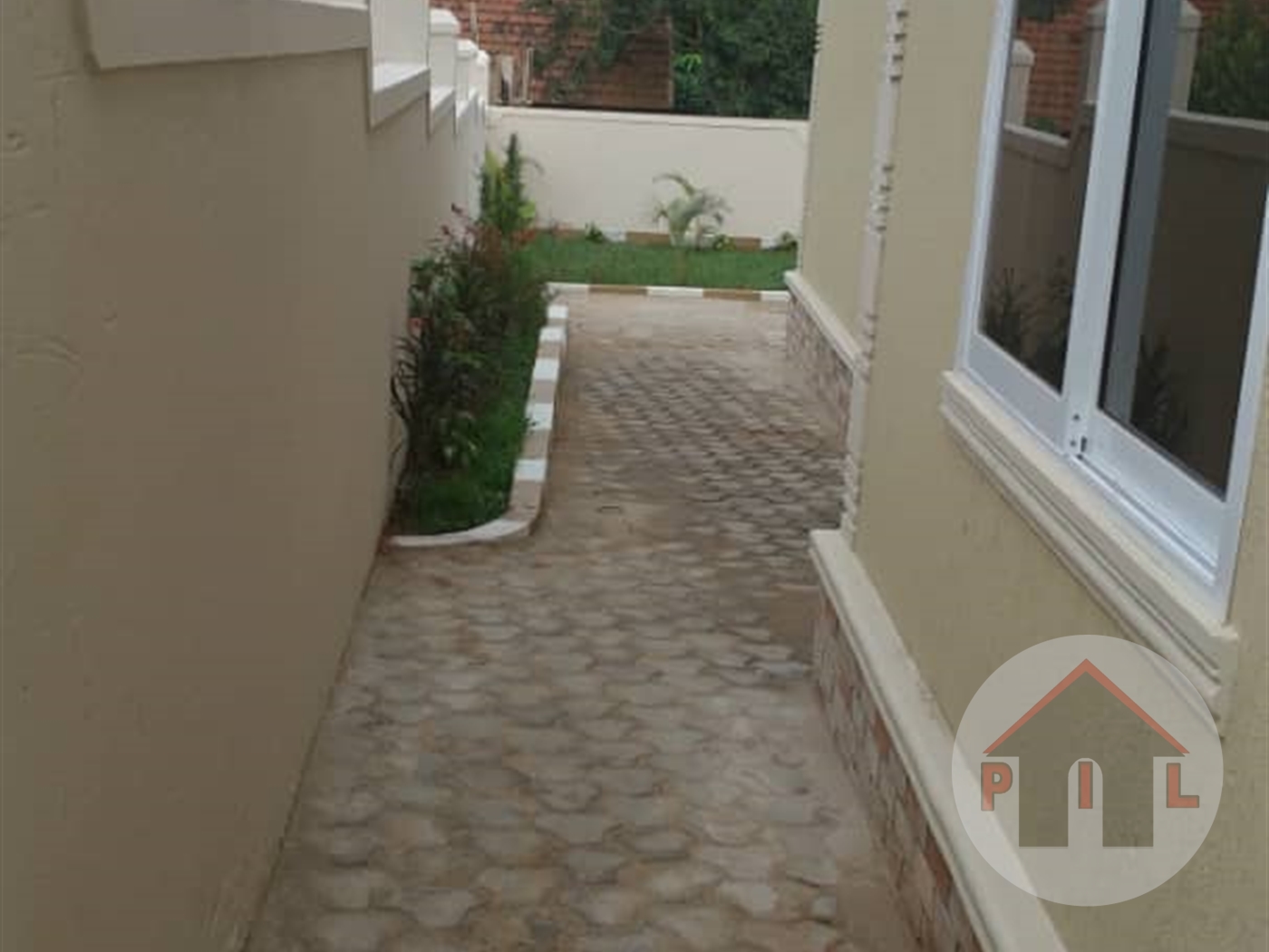 Apartment for sale in Munyonyo Kampala