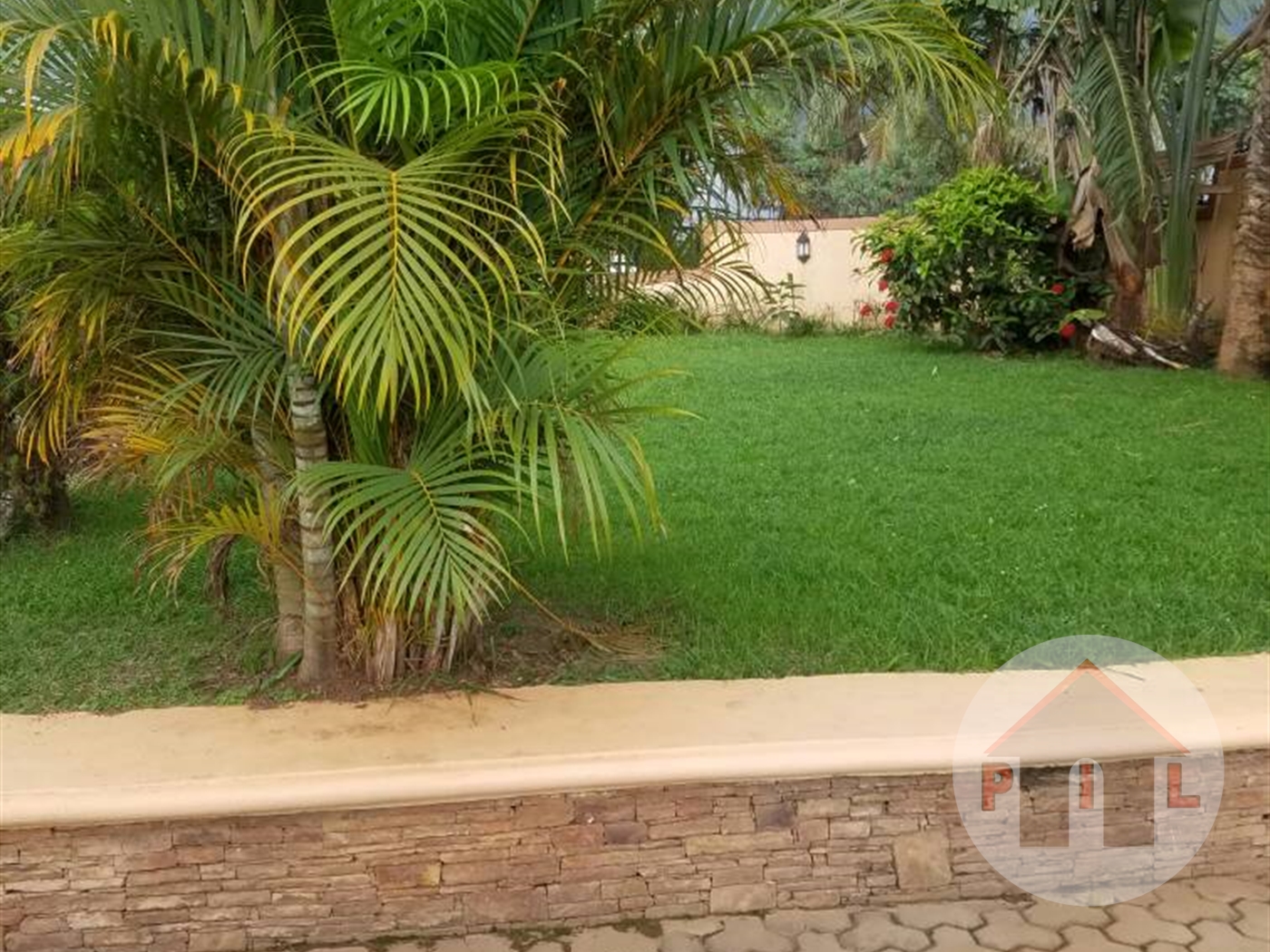 Mansion for sale in Bbunga Wakiso