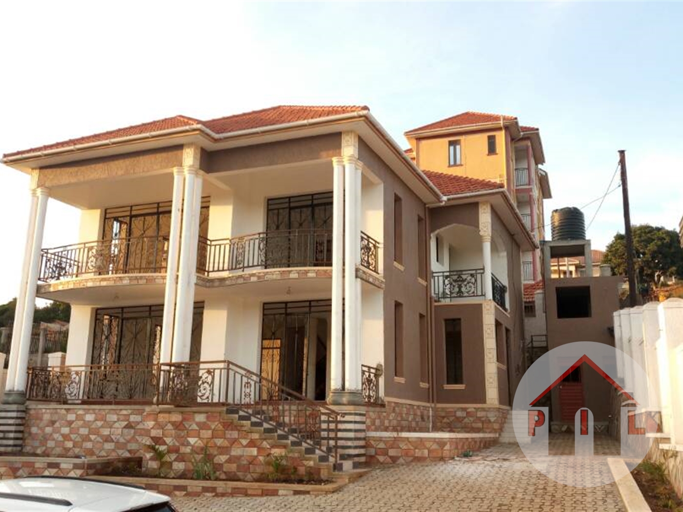 Mansion for sale in Kyanja Wakiso