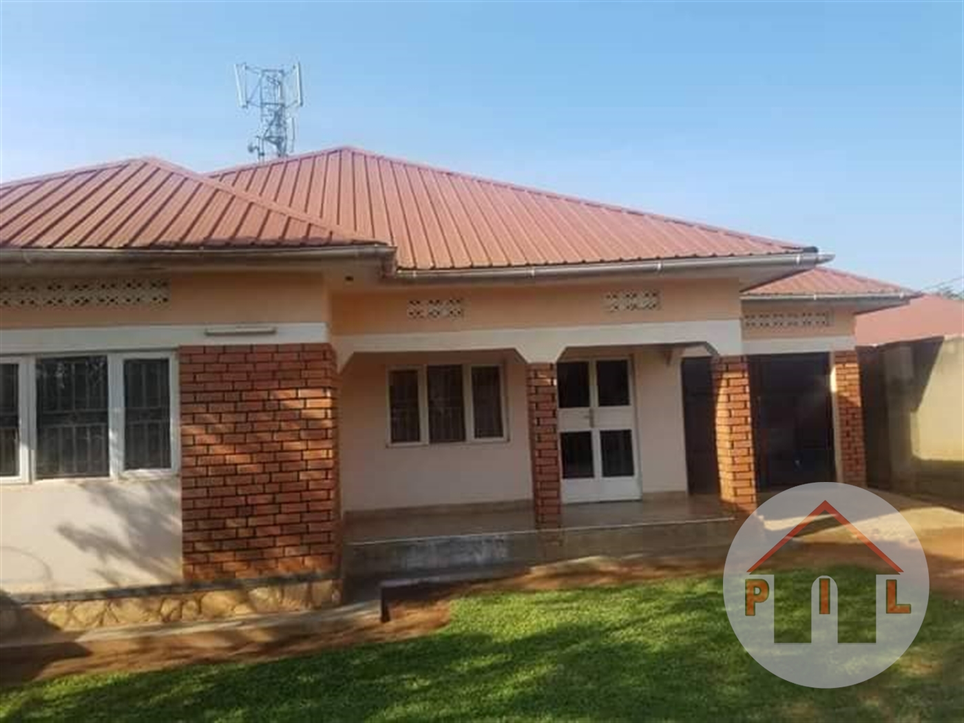 Bungalow for sale in Mbalwa Wakiso