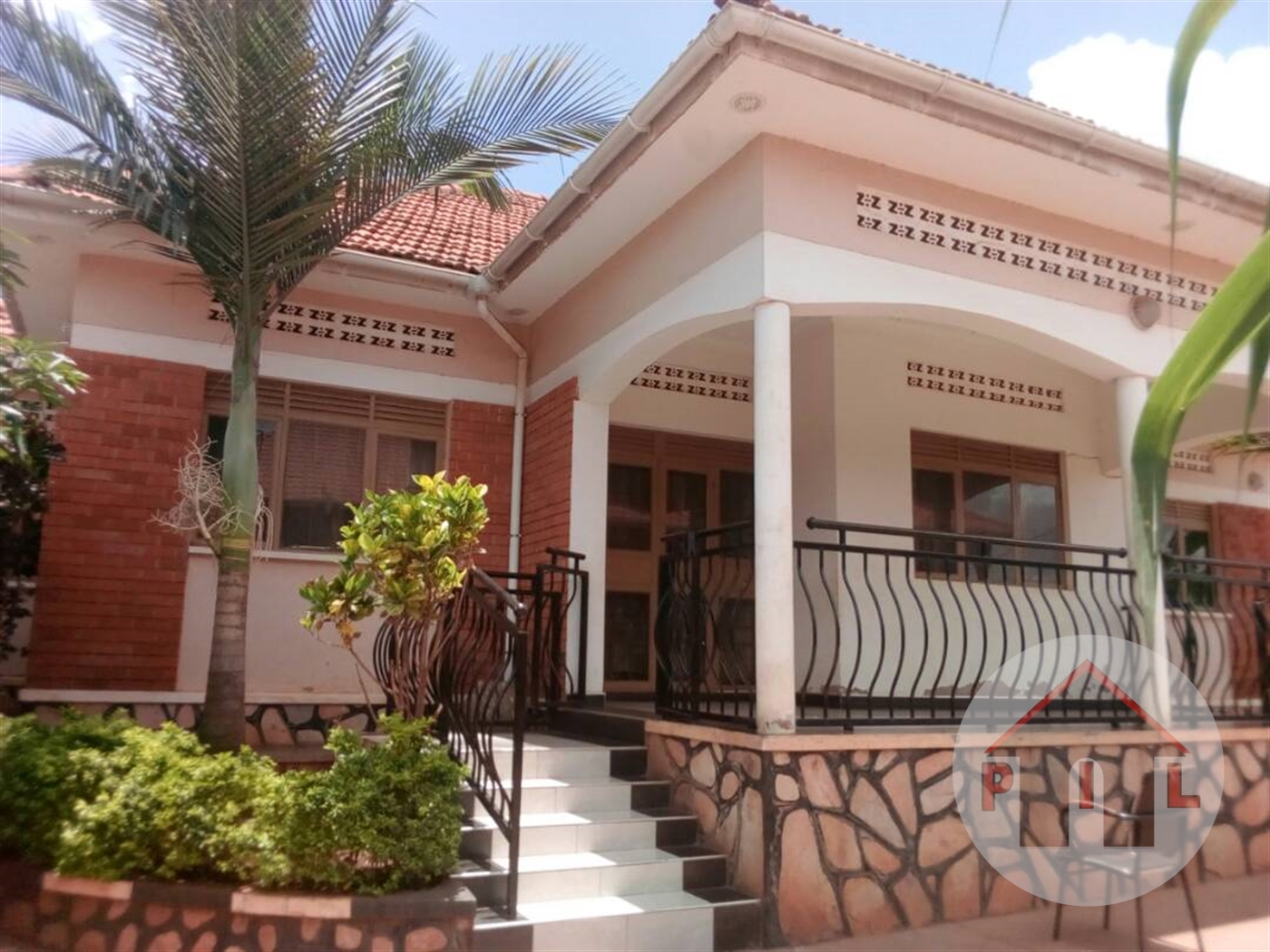 Bungalow for sale in Kyanja Wakiso