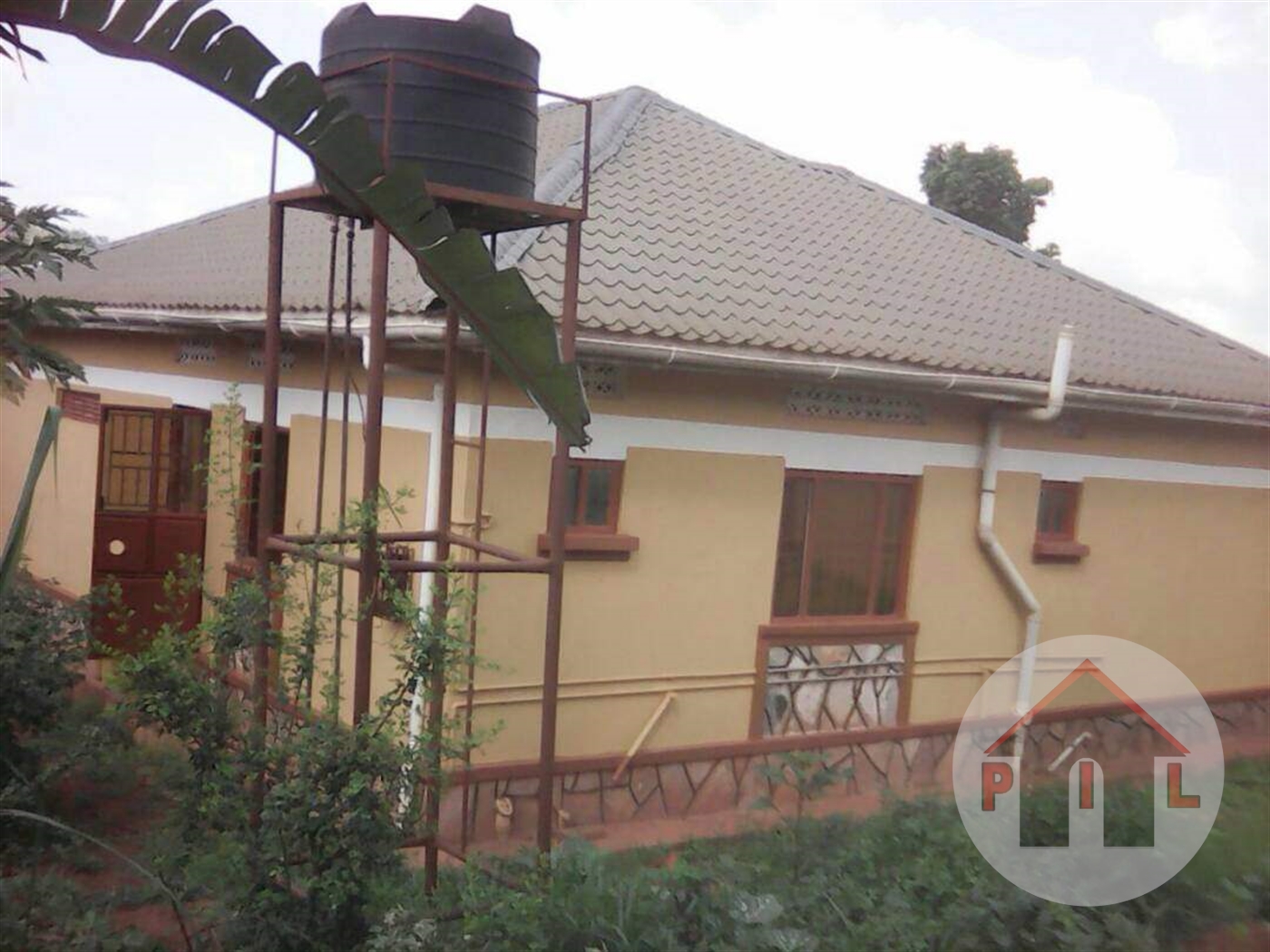 Bungalow for sale in Nansana Wakiso