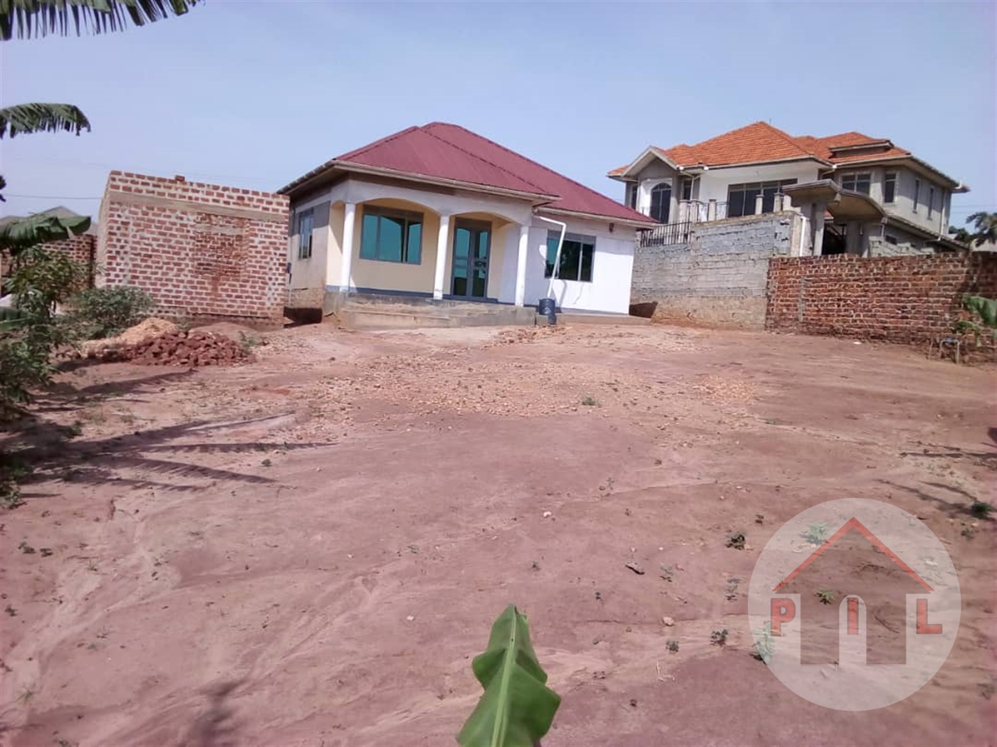 Bungalow for sale in Nakweelo Wakiso