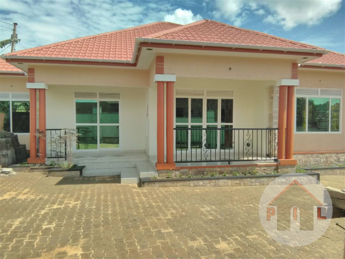 Bungalow for sale in Kitende Wakiso