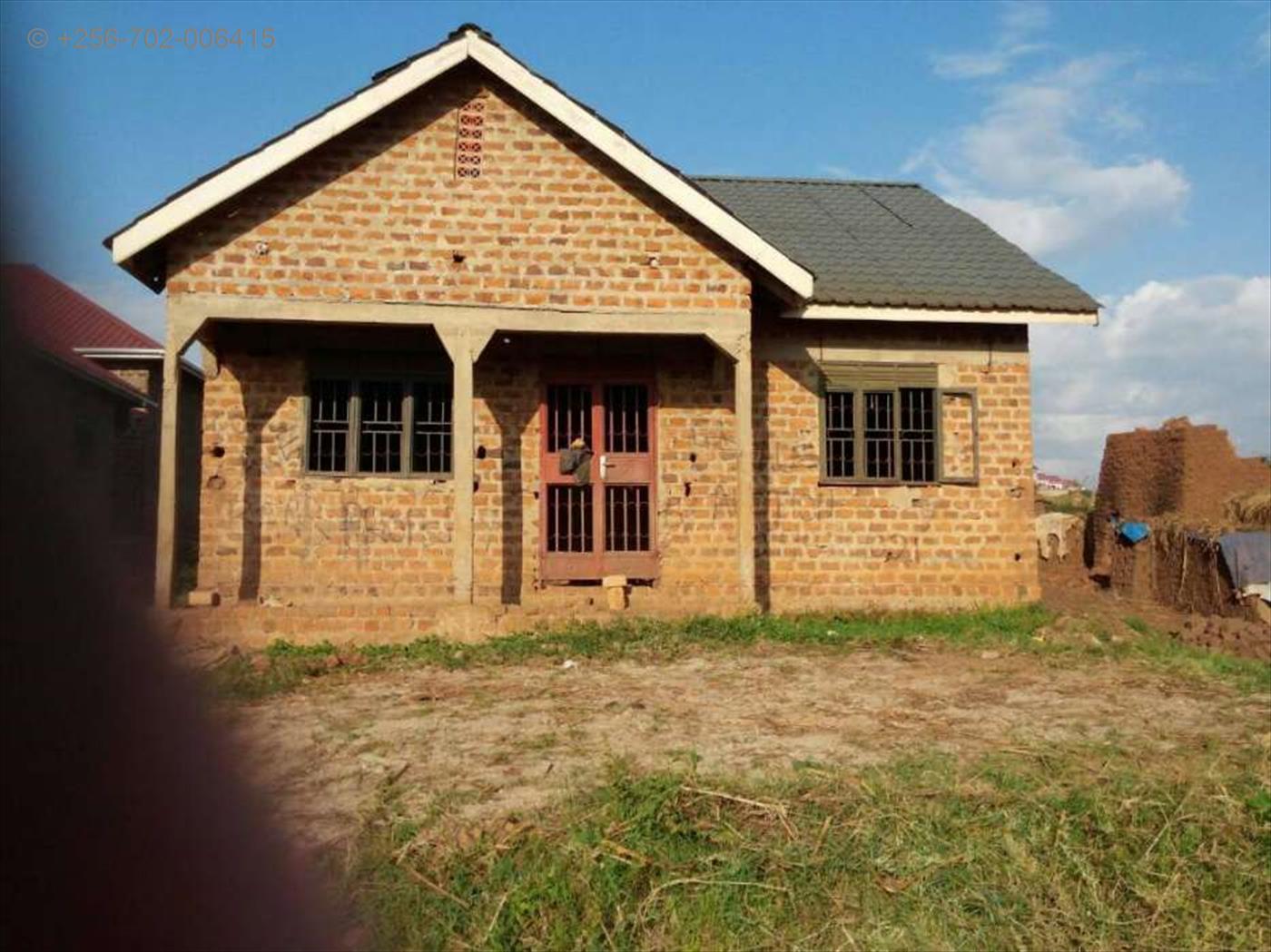 Bungalow for sale in Nansana Wakiso