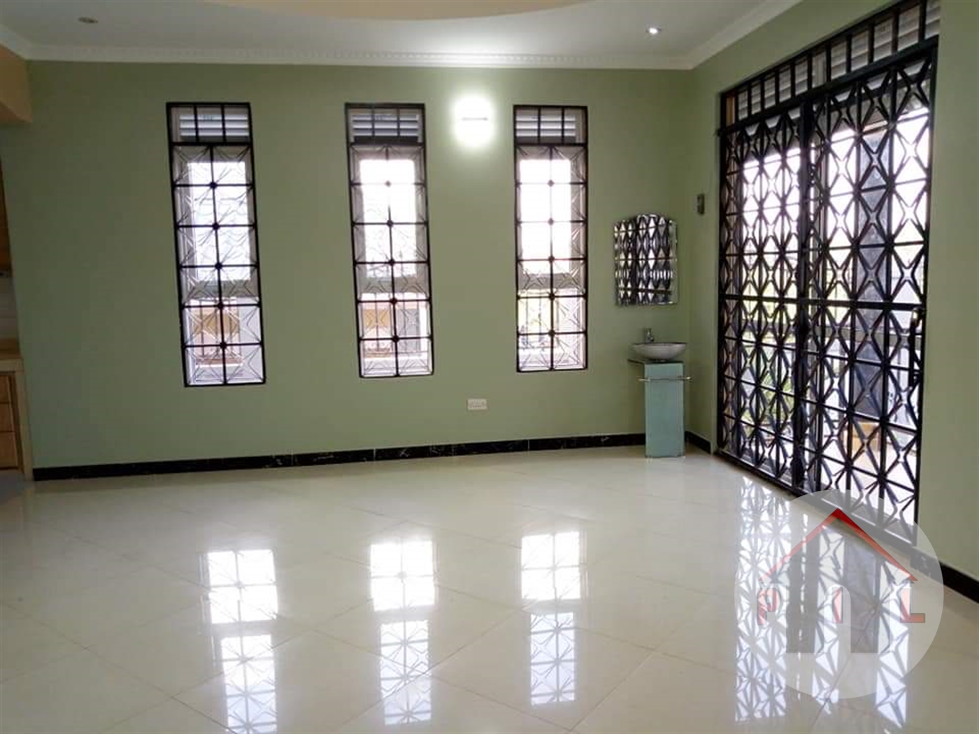 Bungalow for sale in Kitende Wakiso