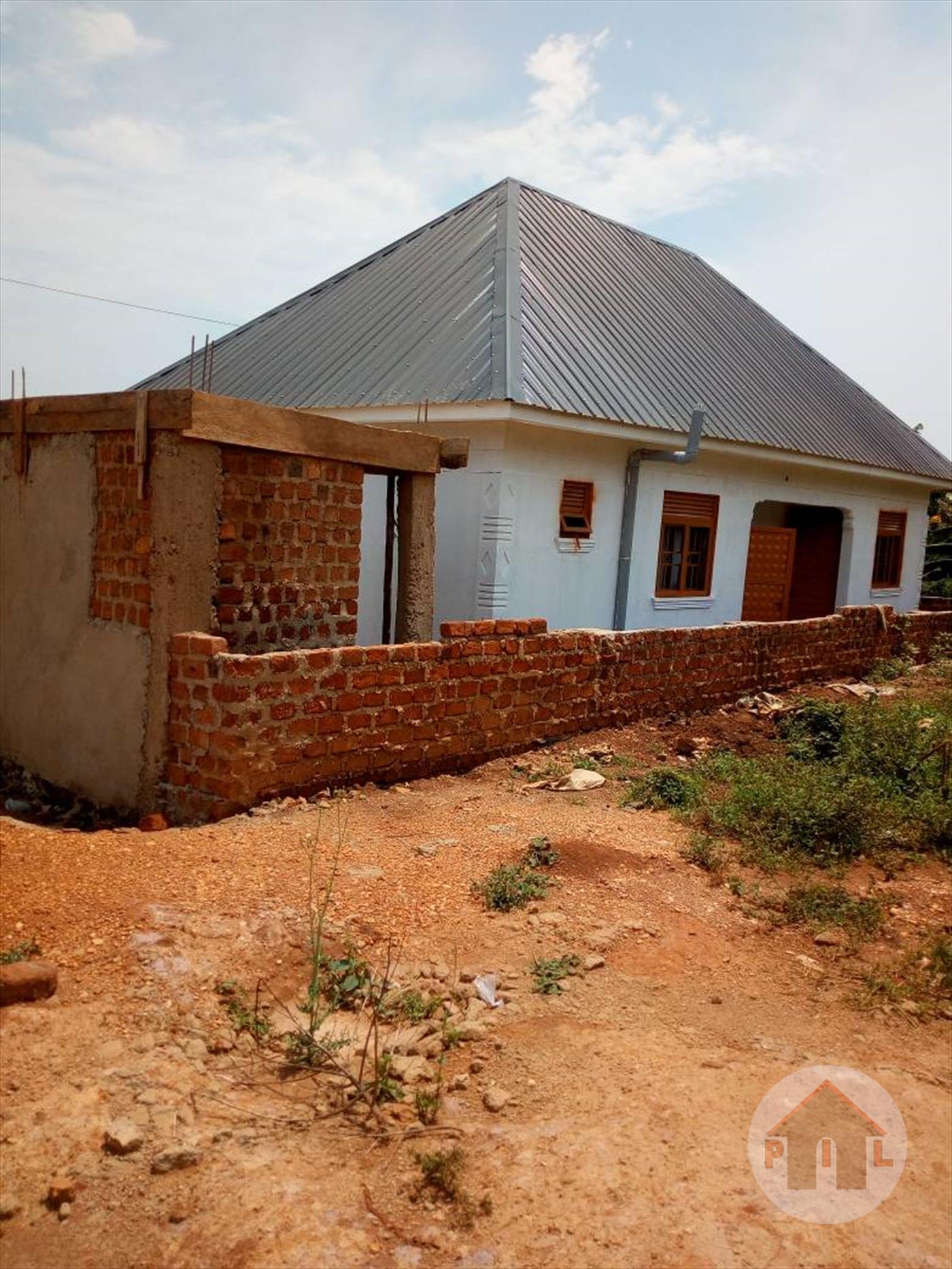 Bungalow for sale in Kitende Wakiso