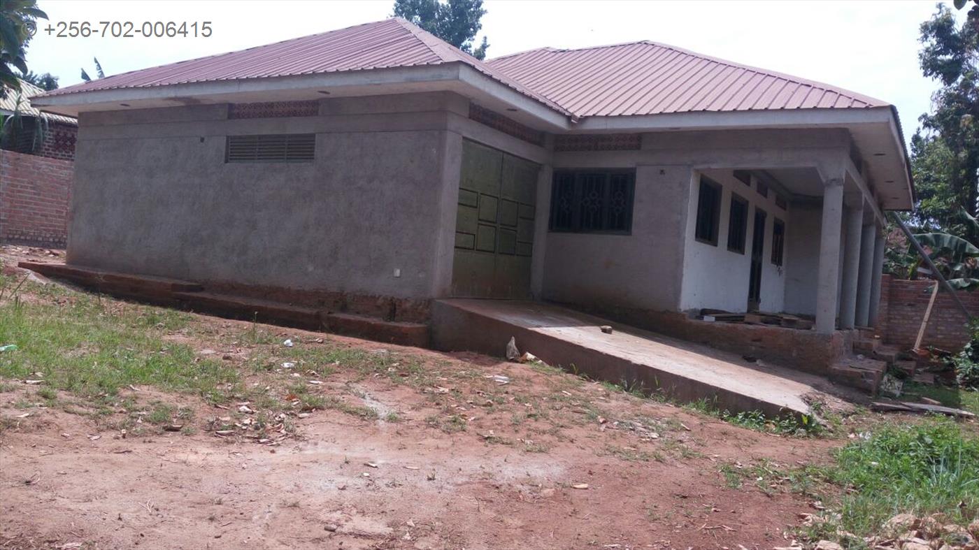 Bungalow for sale in Wakisotowncenter Wakiso