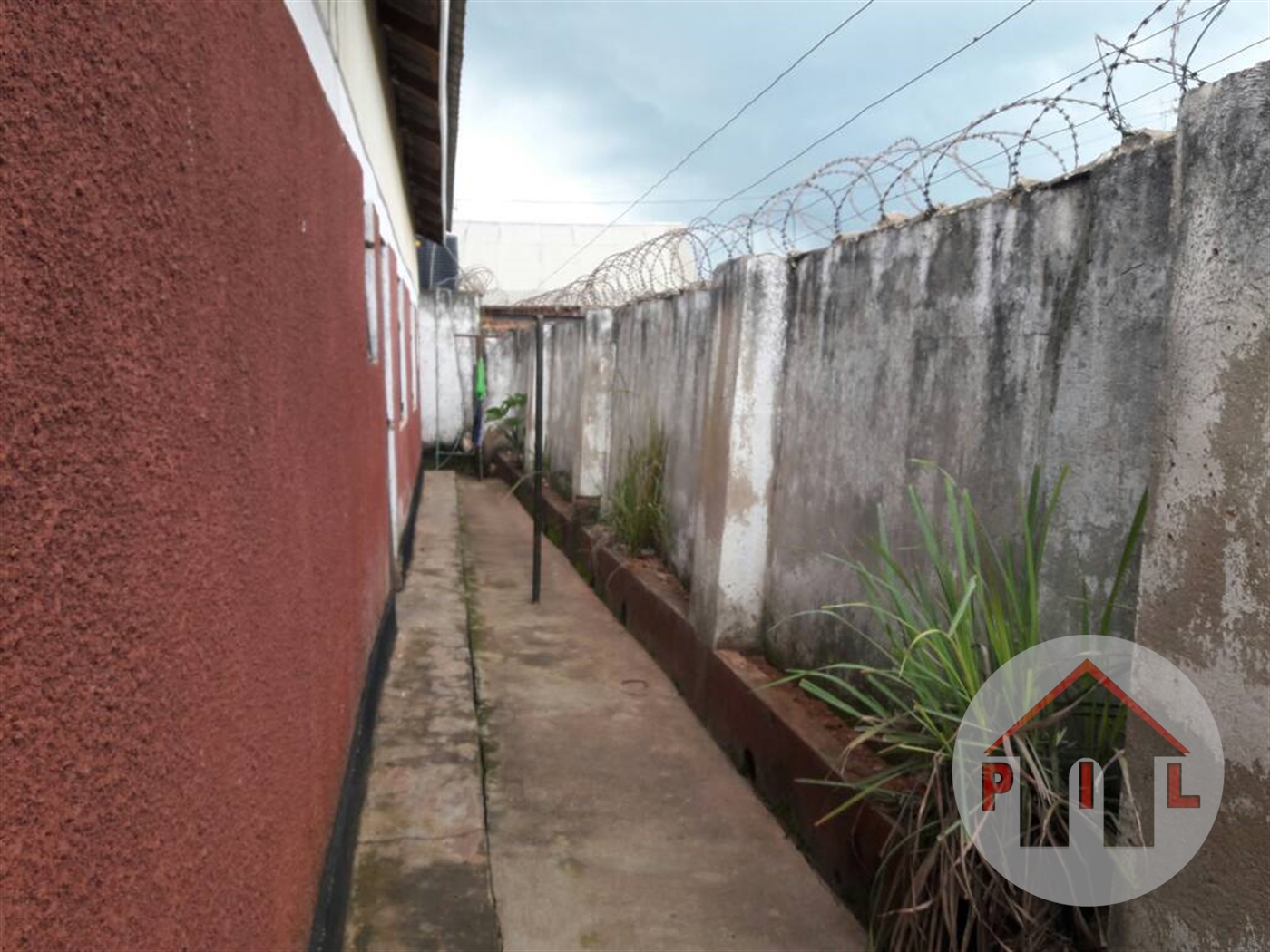 Bungalow for sale in Kansanga Kampala