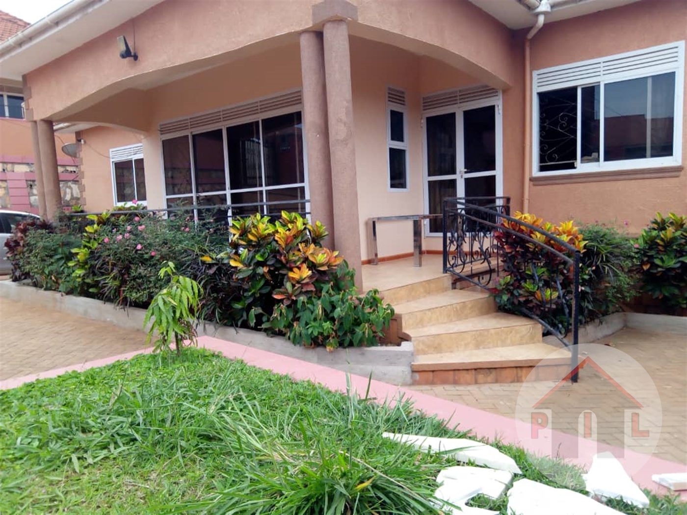 Bungalow for sale in Naalya Wakiso