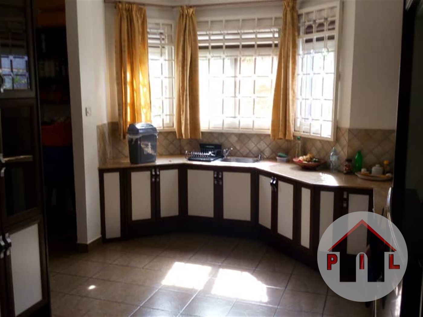 Storeyed house for rent in Naguru Kampala