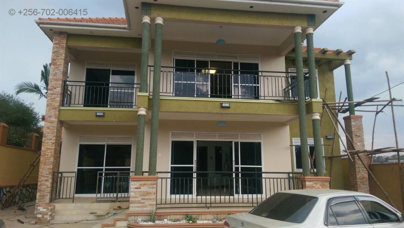 Mansion for sale in Kyaliwajjala Wakiso