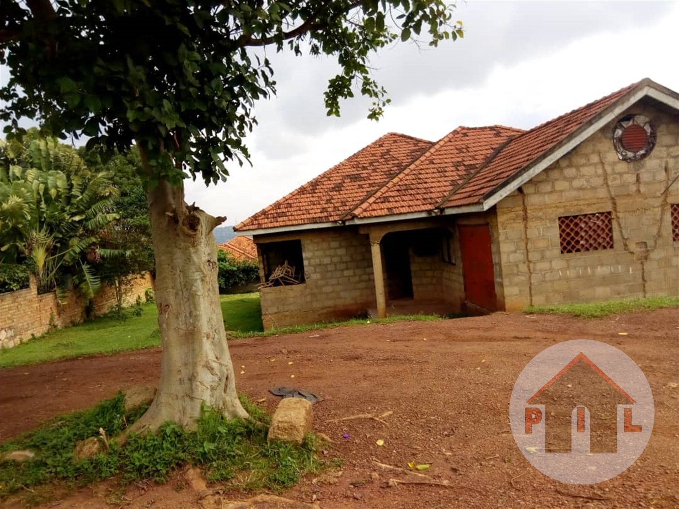 Shell House for sale in Lubowa Wakiso