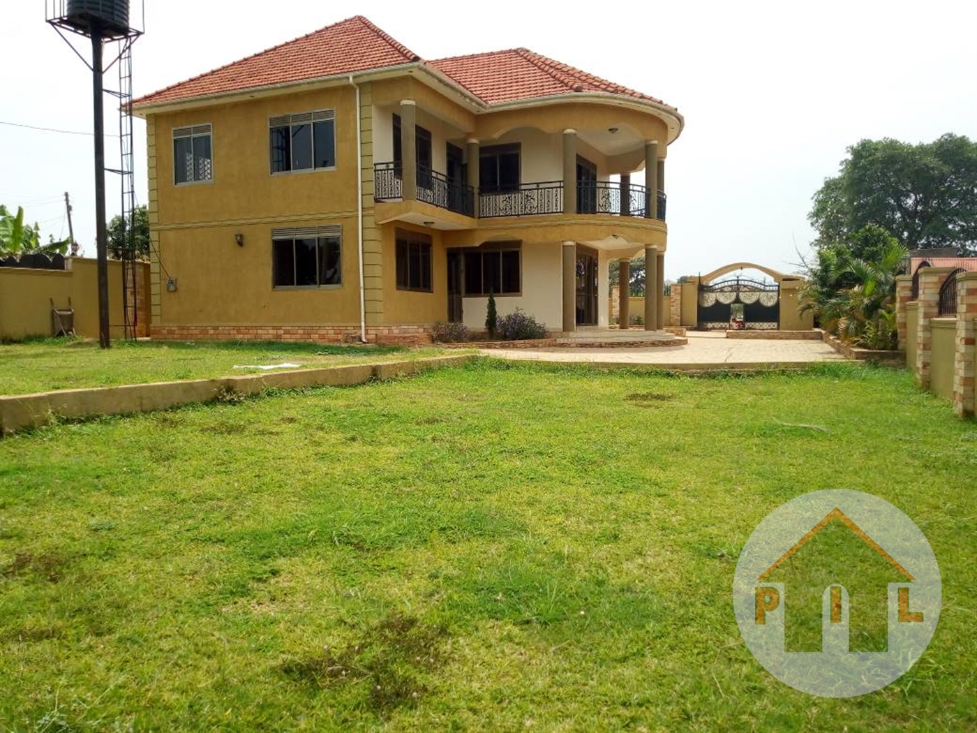 Mansion for sale in Kitende Wakiso