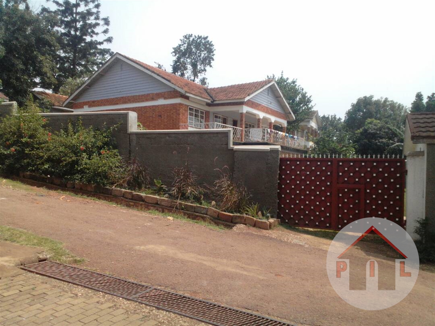 Bungalow for sale in Mutungo Wakiso