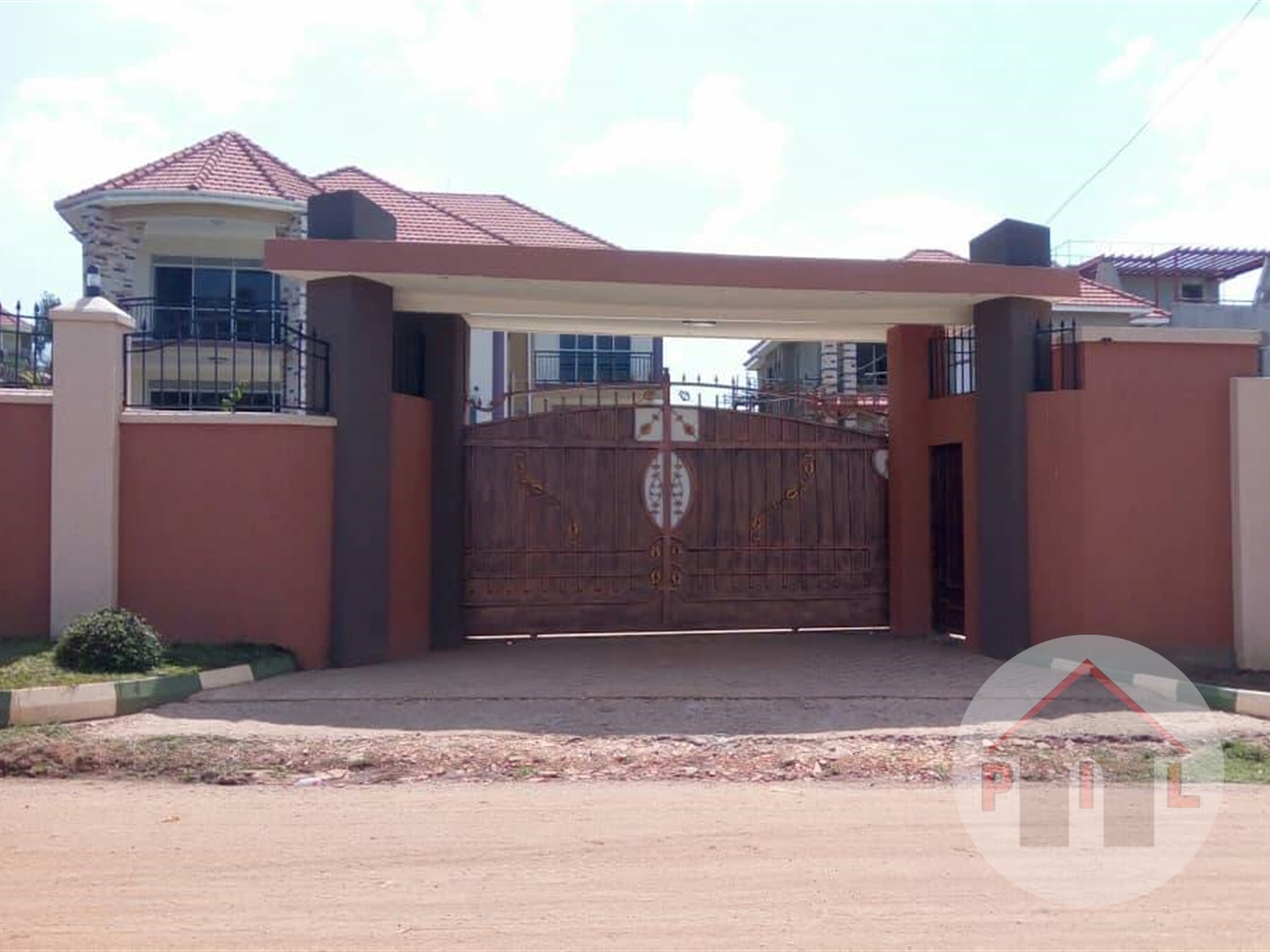 Mansion for sale in Luzira Kampala