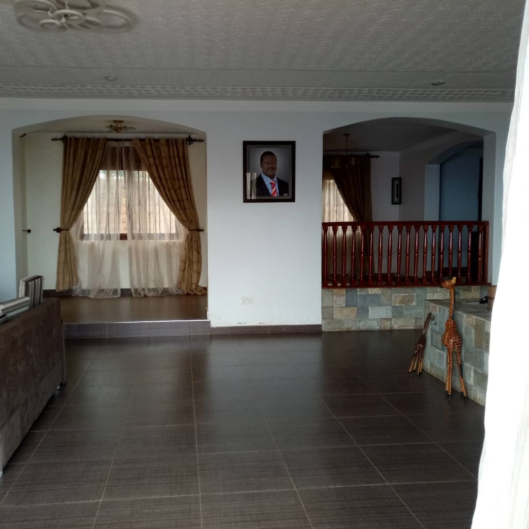 Mansion for sale in Makindye Kampala