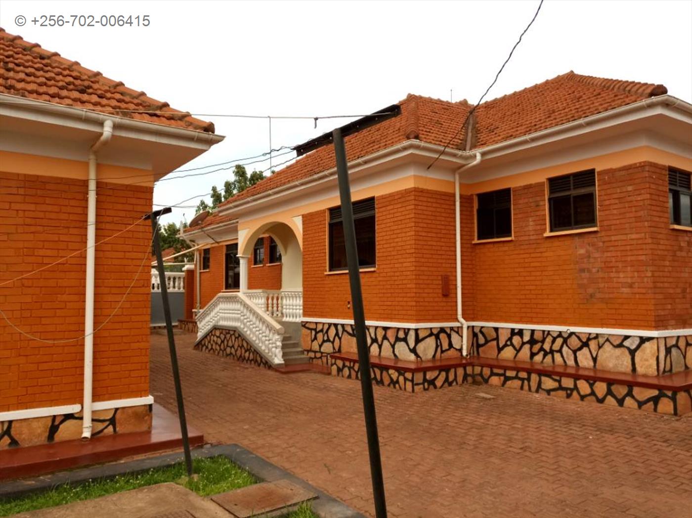 Bungalow for sale in Kiwaatule Kampala