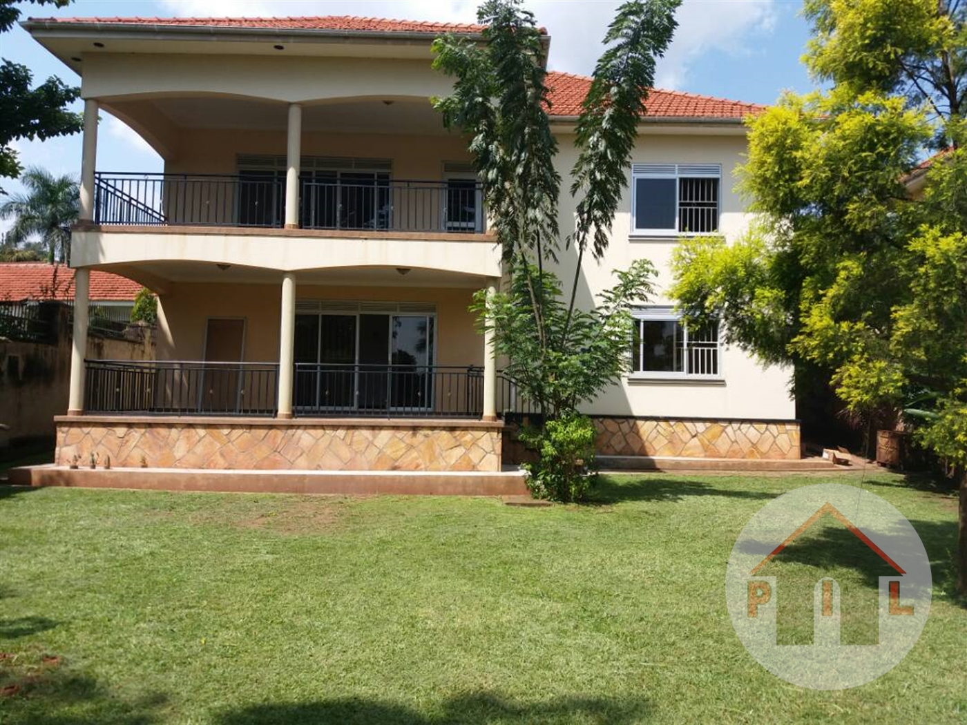 Bungalow for sale in Mbuya Kampala