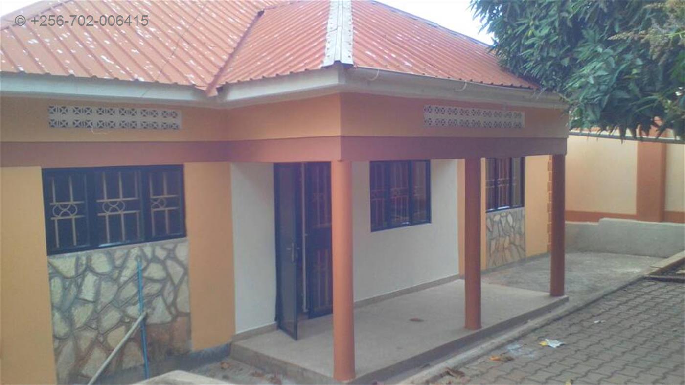 Bungalow for sale in Kitende Wakiso