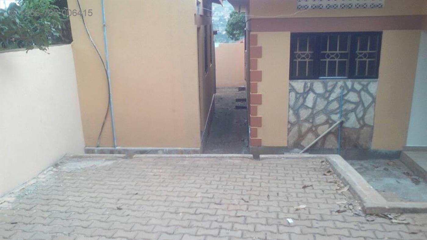 Bungalow for sale in Kitende Wakiso