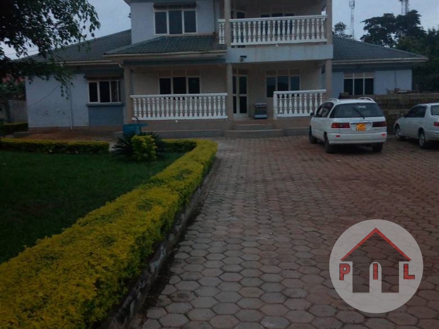 Mansion for sale in Katabi Wakiso