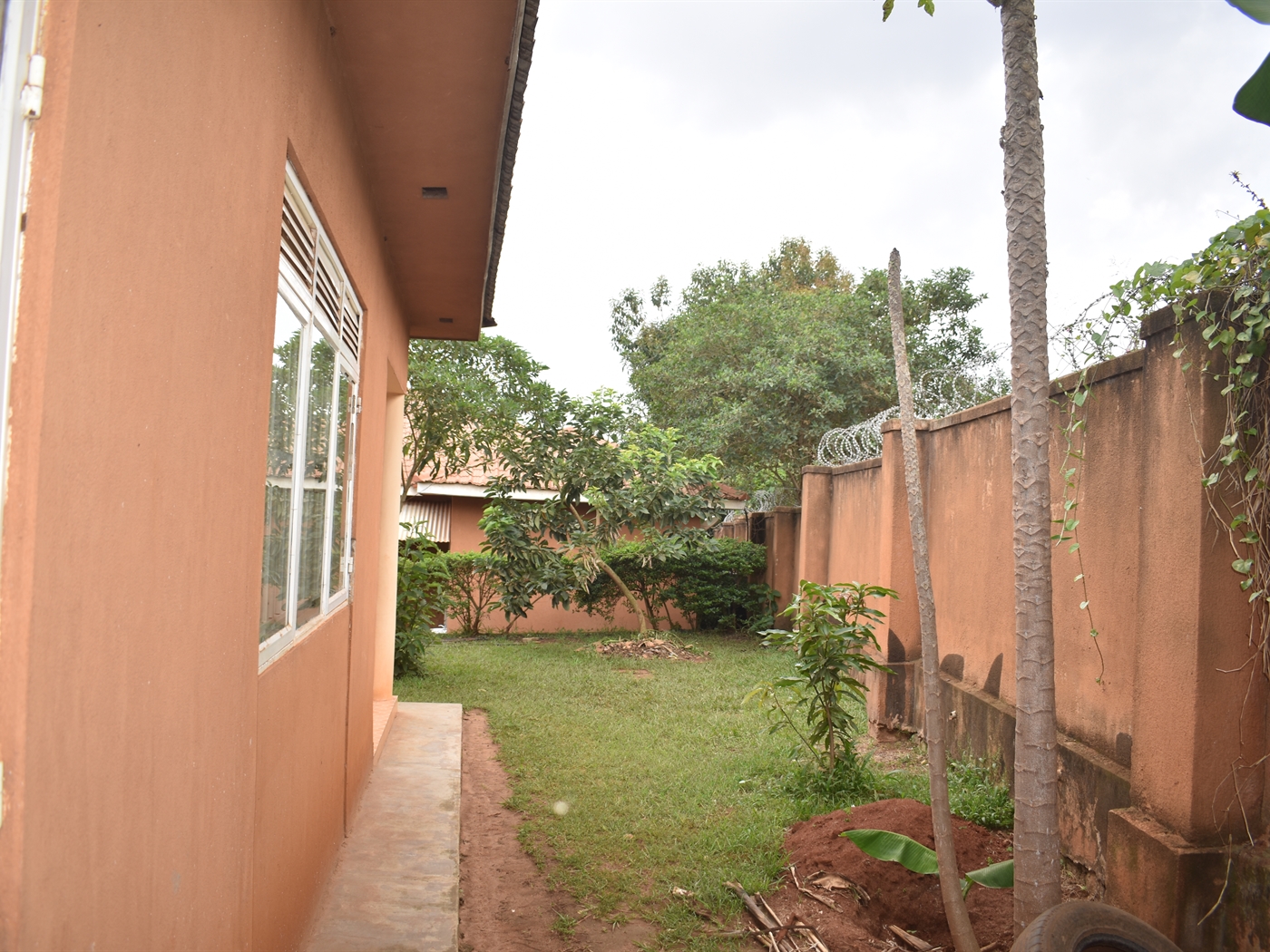 Bungalow for sale in Kawempe Wakiso