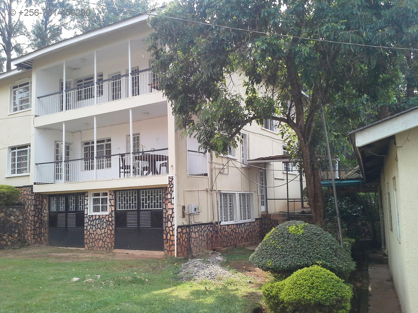 Mansion for rent in Muyenga Kampala