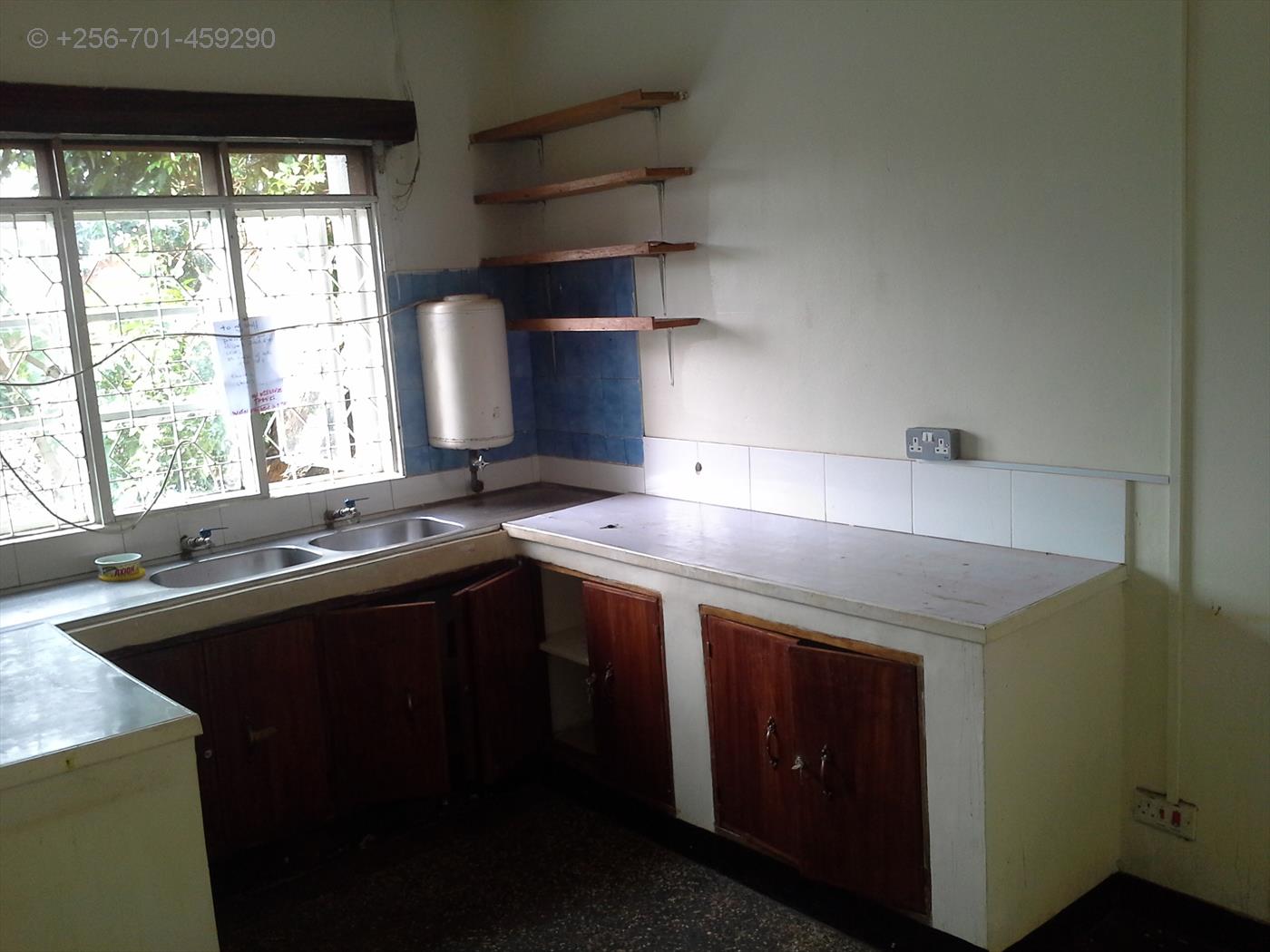 Mansion for rent in Muyenga Kampala