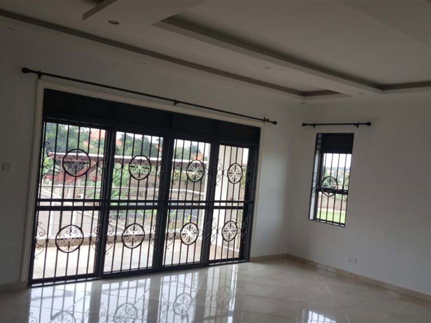 Bungalow for rent in Muyenga Kampala