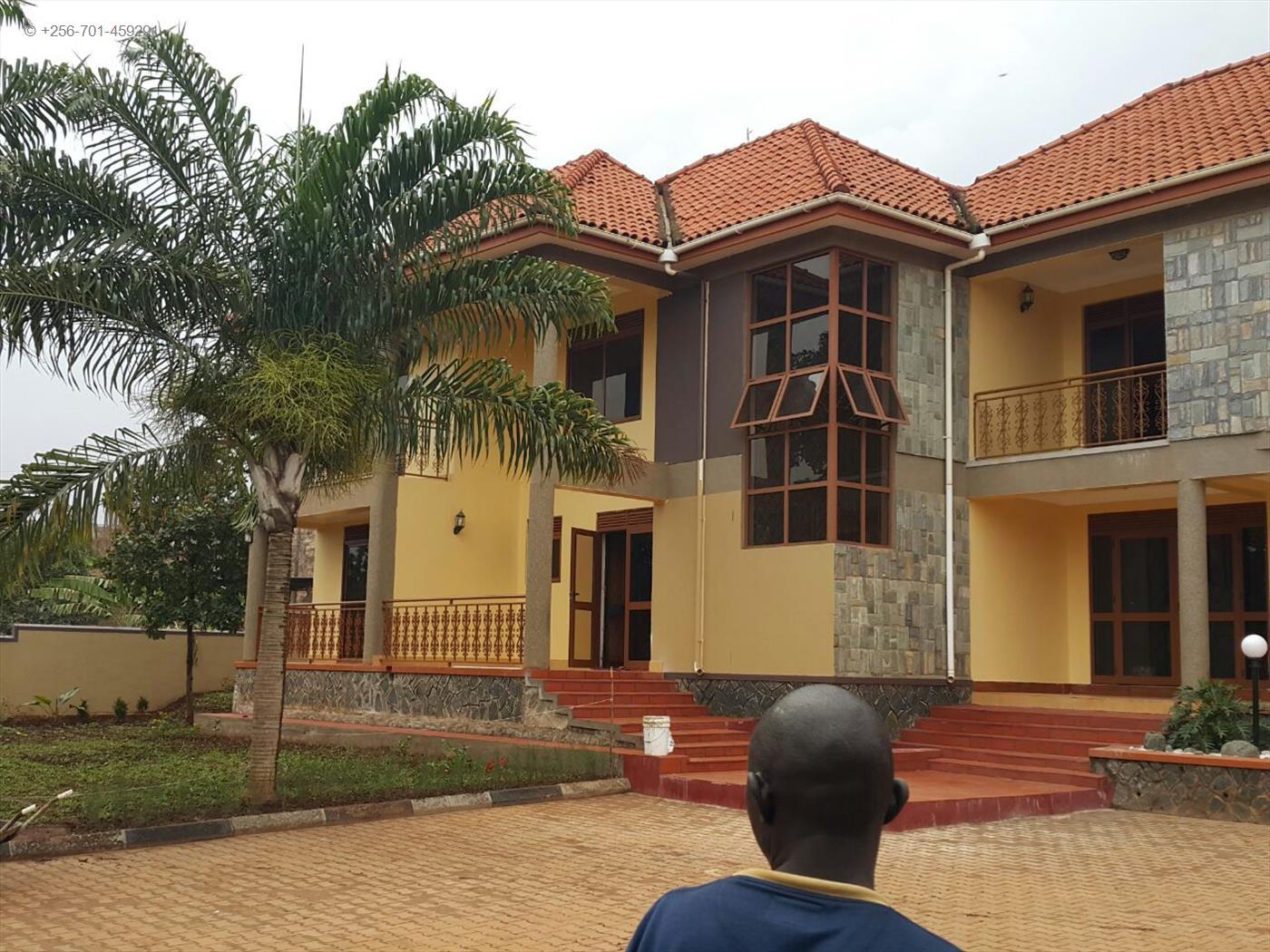 Town House for rent in Muyenga Kampala