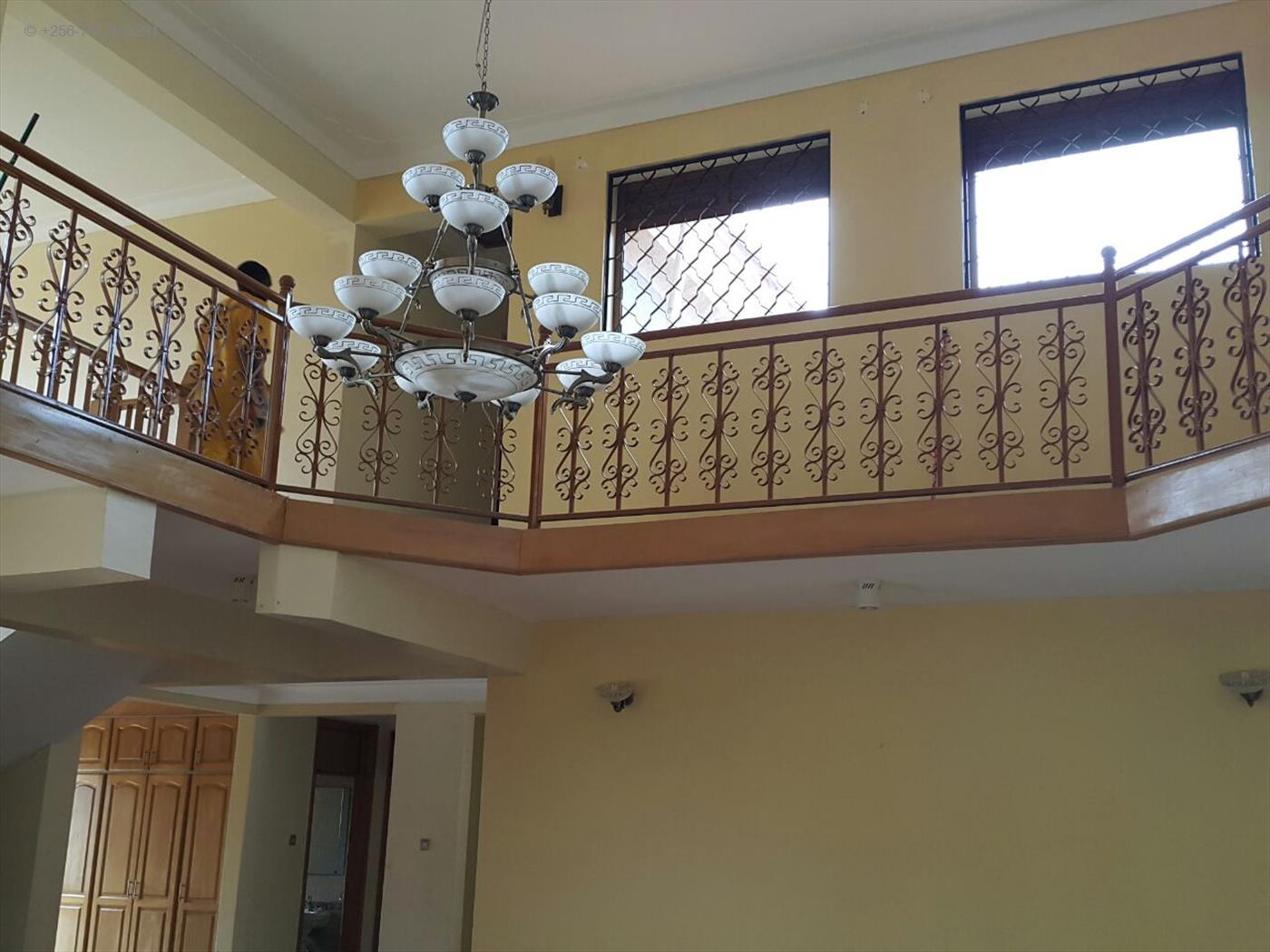 Town House for rent in Muyenga Kampala