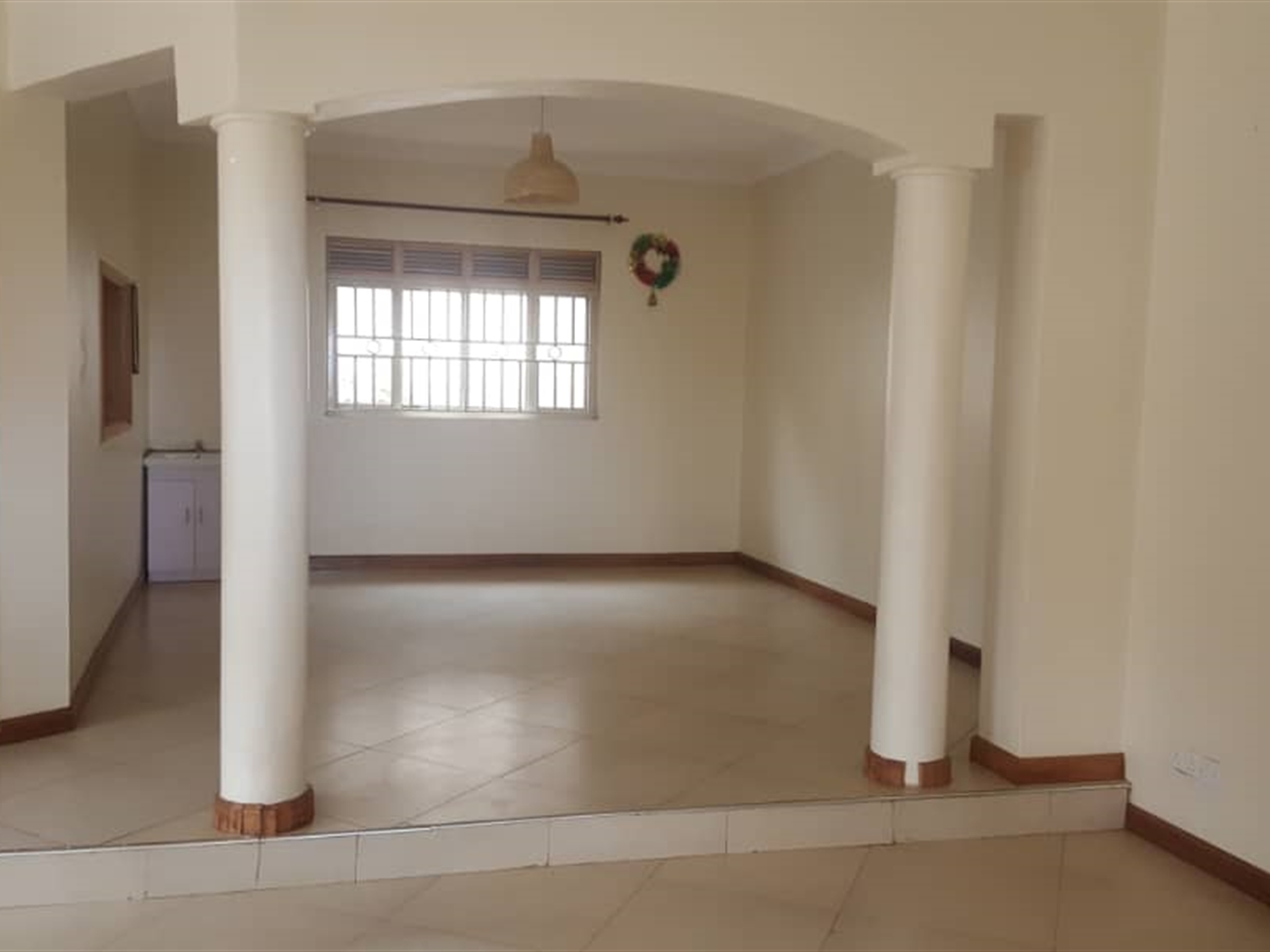 Bungalow for rent in Kansanga Kampala