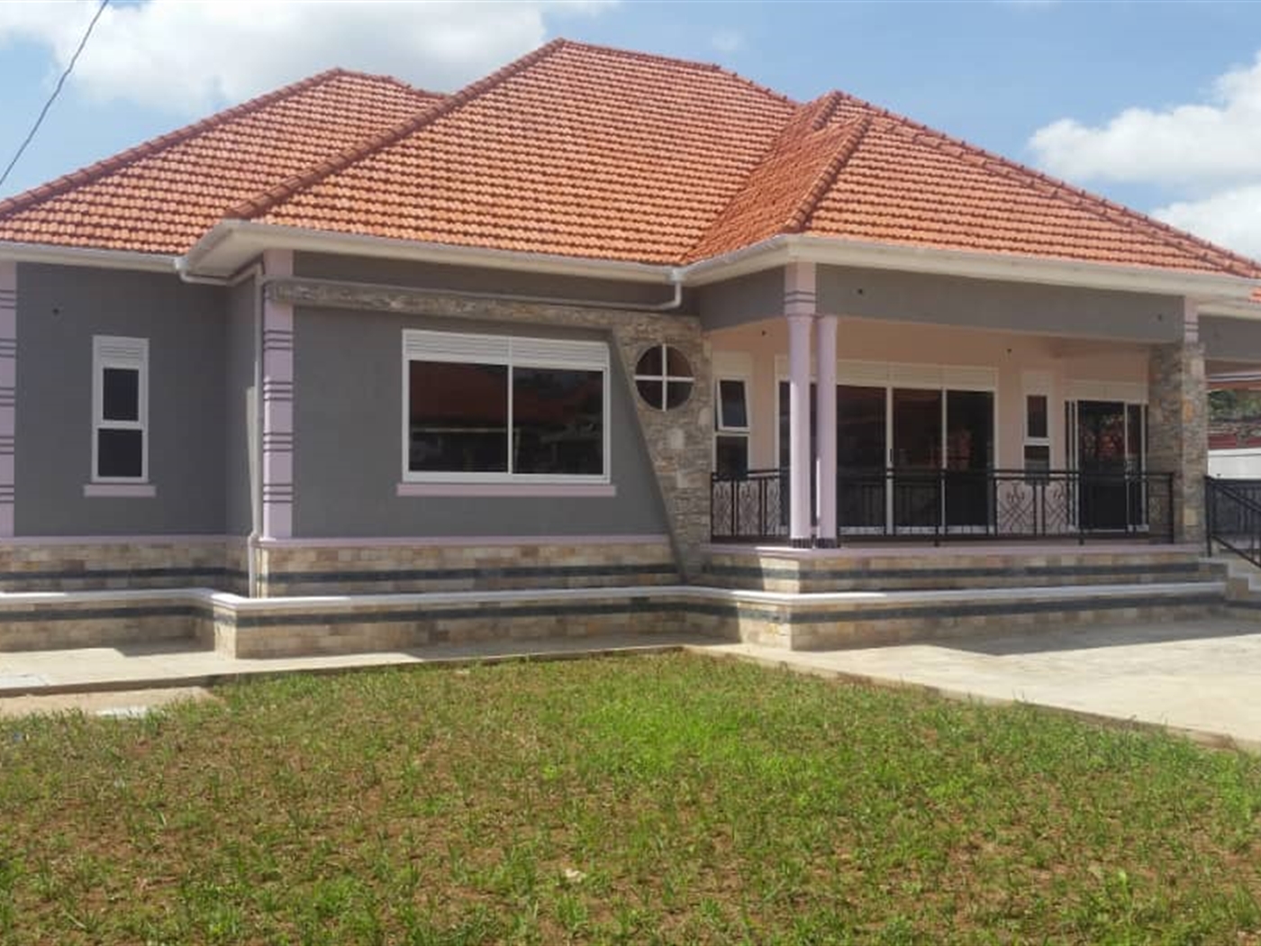 Bungalow for sale in Muyenga Kampala