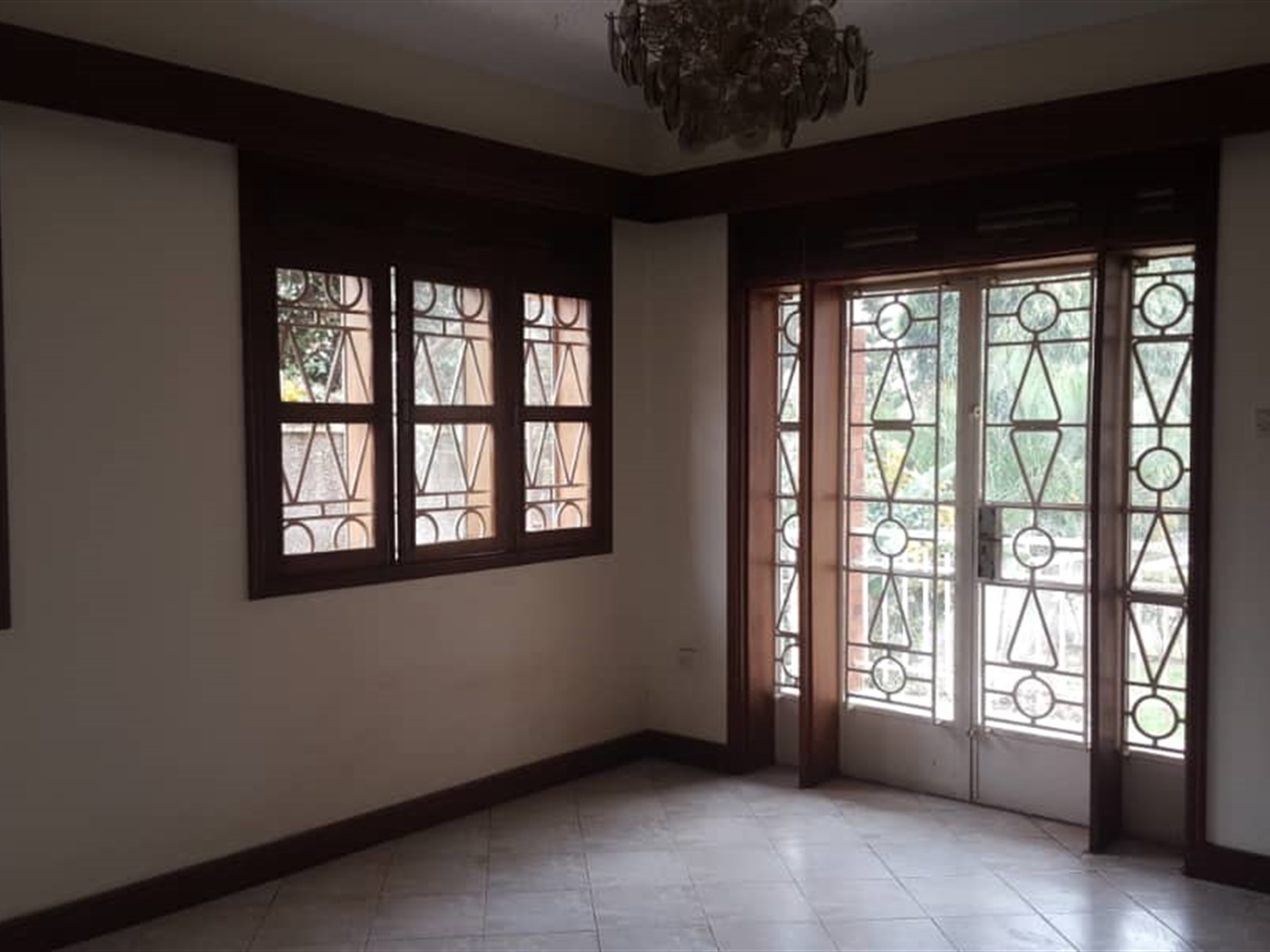 Bungalow for sale in Muyenga Kampala