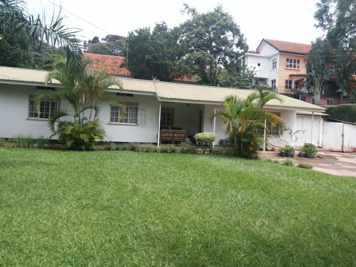 Bungalow for sale in Muyenga Kampala