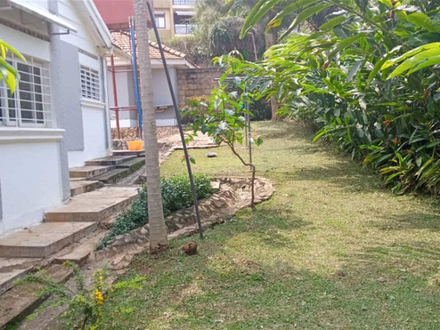 Bungalow for sale in Mutungo Kampala