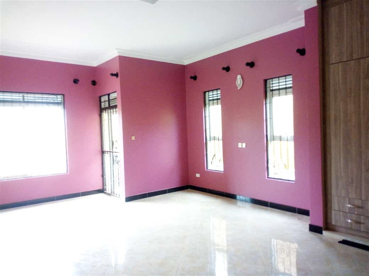 Maisonette for sale in Kyanja Wakiso