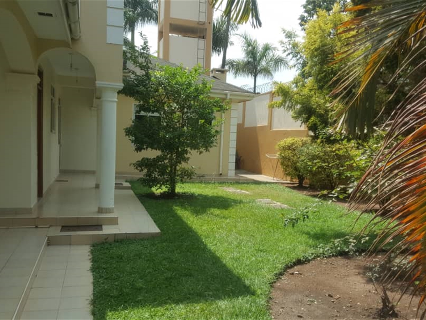 Mansion for rent in Naguru Kampala