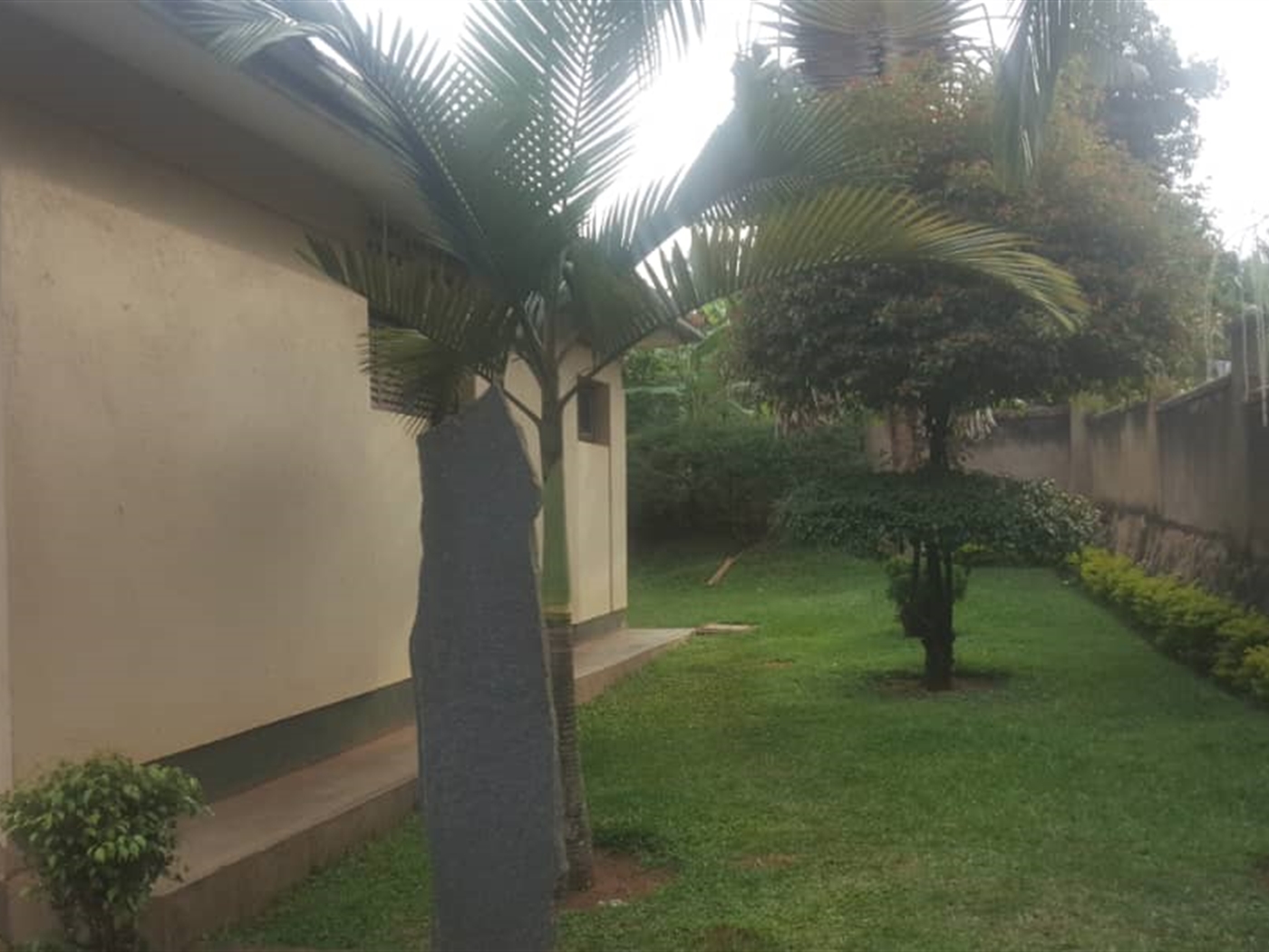 Mansion for sale in Bbunga Kampala