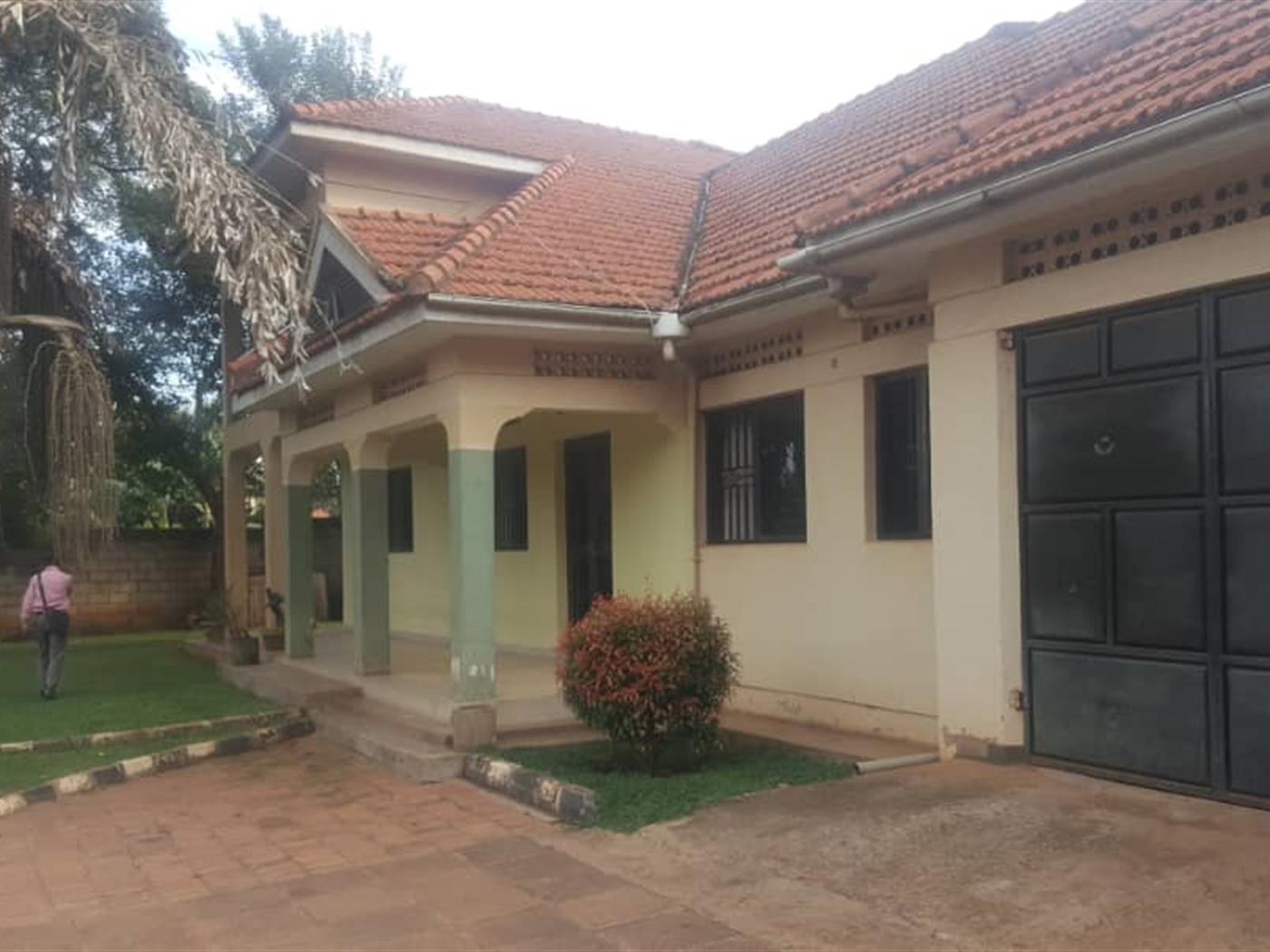 Mansion for sale in Bbunga Kampala