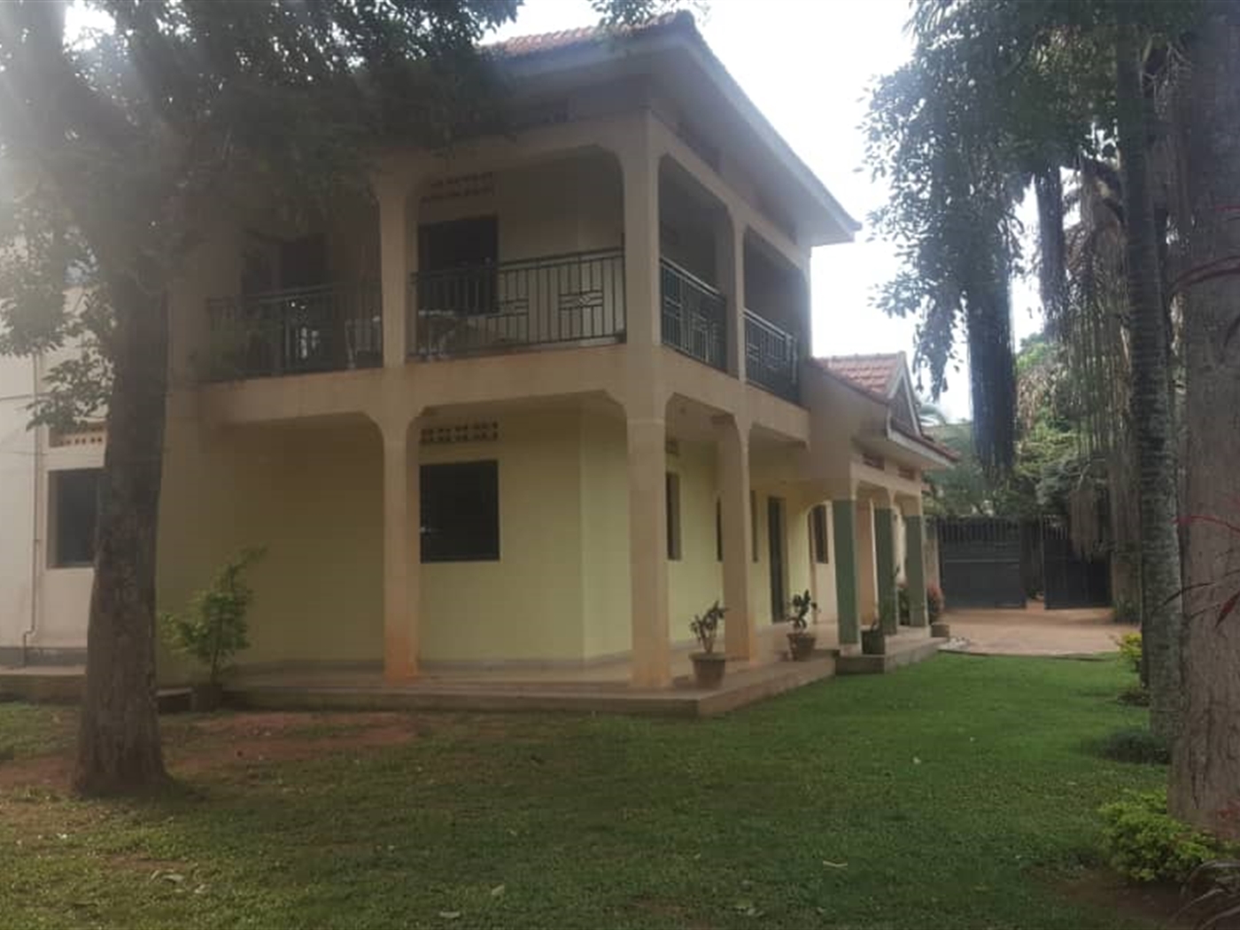 Mansion for sale in Bbunga Kampala