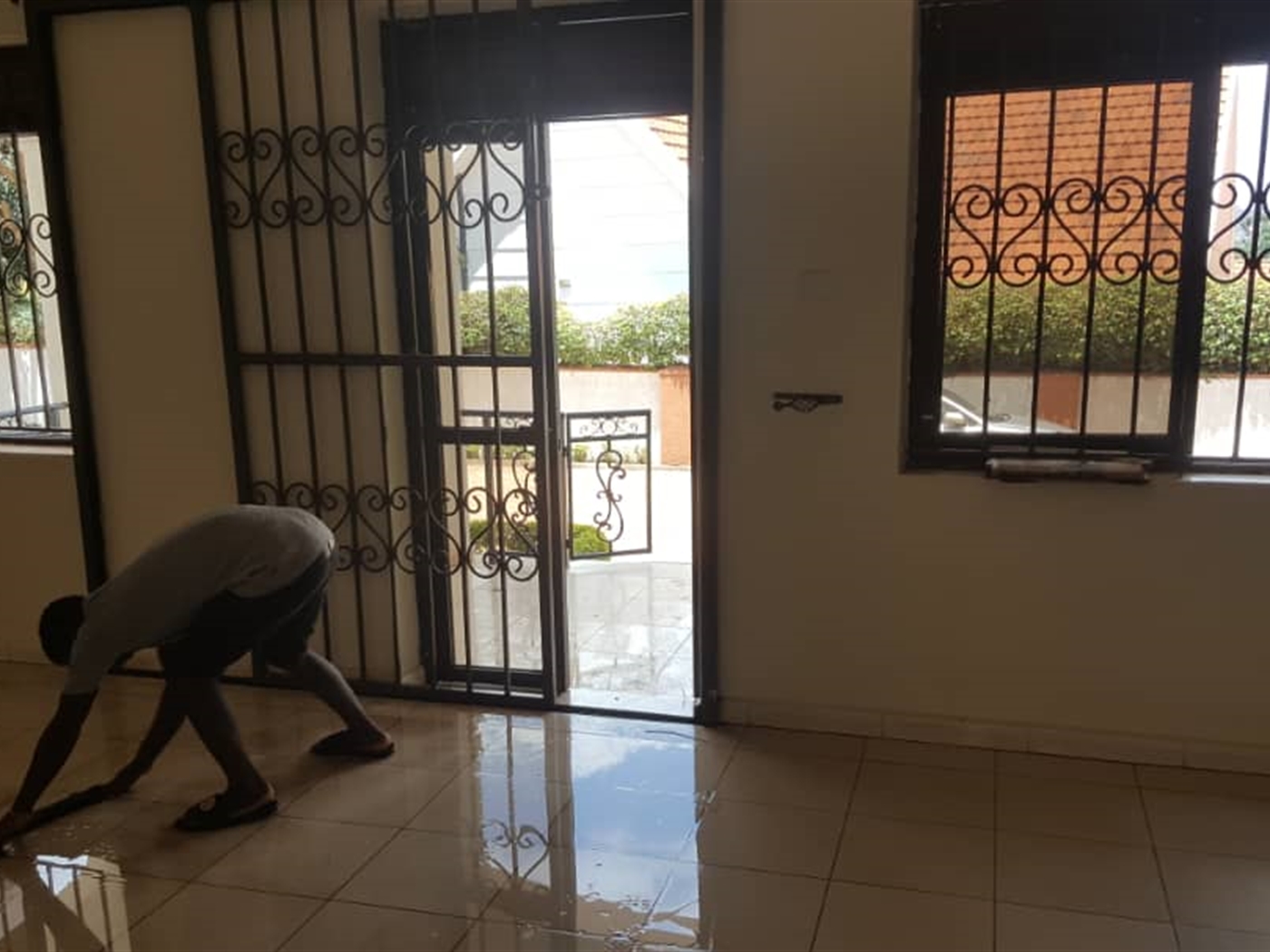 Maisonette for rent in Muyenga Kalangala